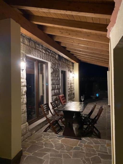 Al Casel: Storico Casello Sulla Ciclabile Triest Exterior foto
